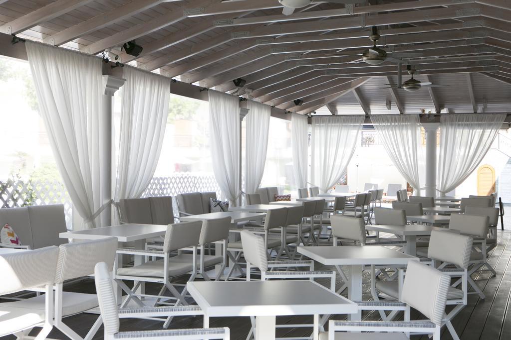 Hotel Rezi Парга Екстериор снимка